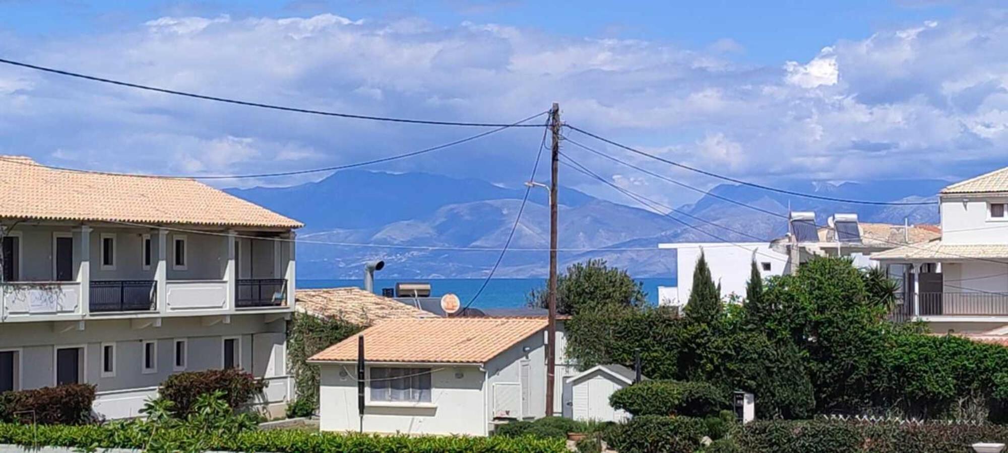 Agapi Studio Acharavi A 50M De La Mer, 400M Du Centre Ville Exterior foto